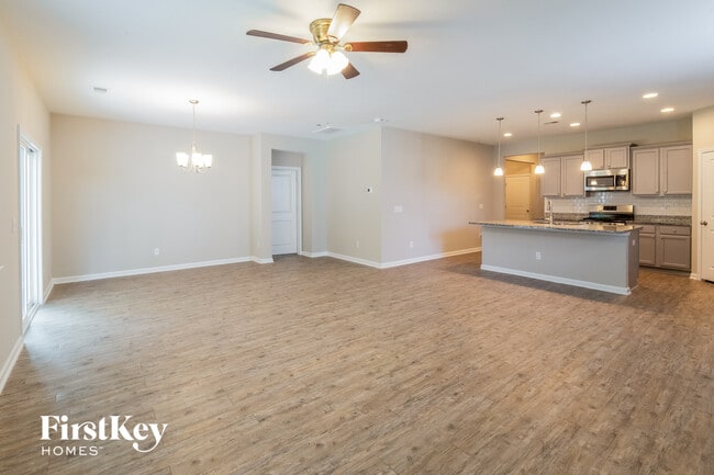 Photo - 510 Wayton Cir