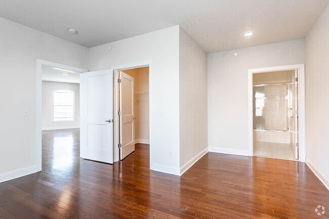 2BR, 3BA w/Study - 1,864SF - Bedroom