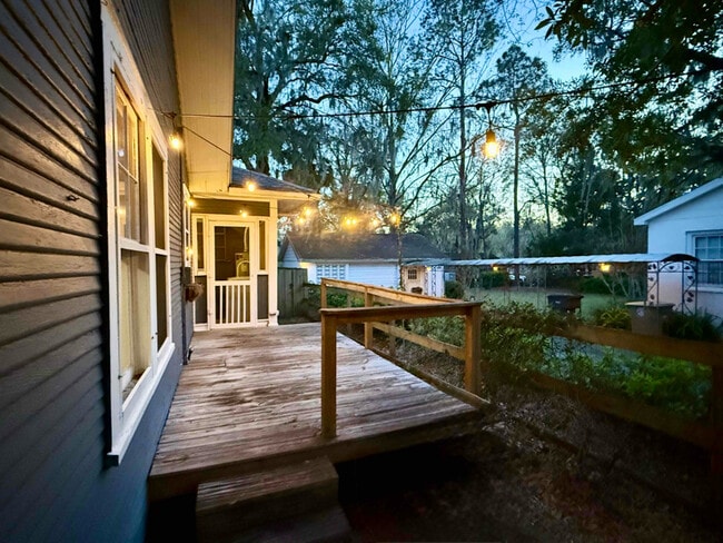 Photo - 730 SE 13th St