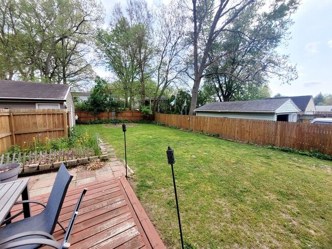 Photo - 1486 Beech St SW