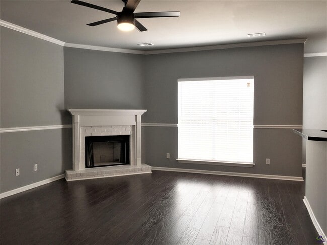 Photo - 101 Oldfield Ct