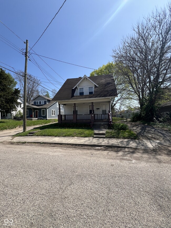 Photo - 329 W 41st St House