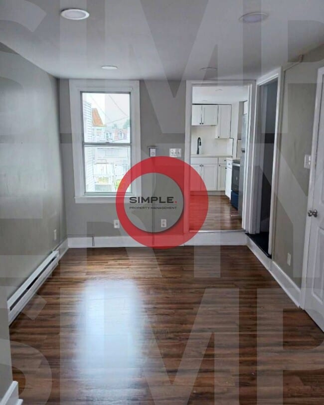 Building Photo - 130 S 12th St Rental