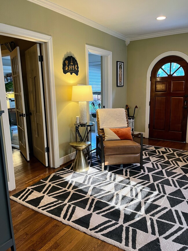 Photo - 2106 Colquitt St Unidad Entire Property