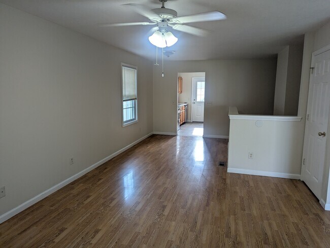 Photo - 1512 Montgomery St