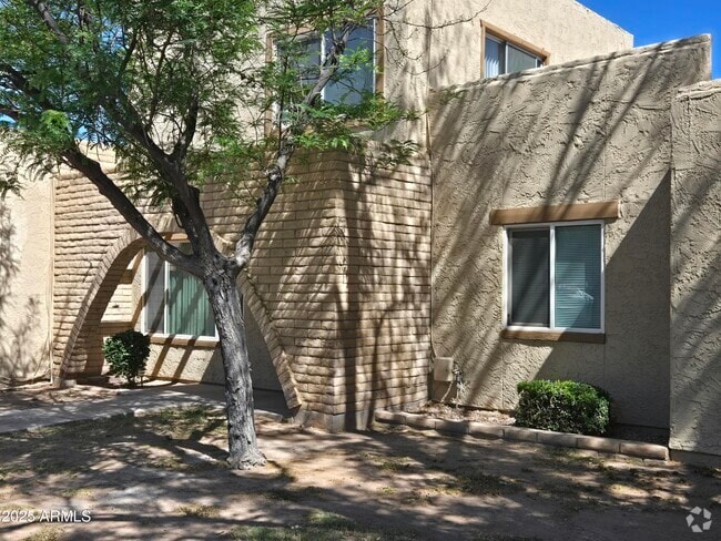 Building Photo - 2168 E Minton Dr Rental
