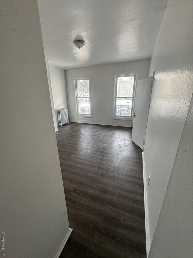 Building Photo - 238 S 3rd Ave