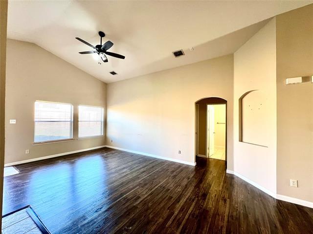 Photo - 1304 Columbus Ln