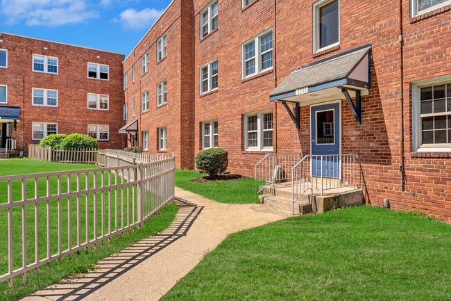 Highland Ridge - Highland Ridge Apartments