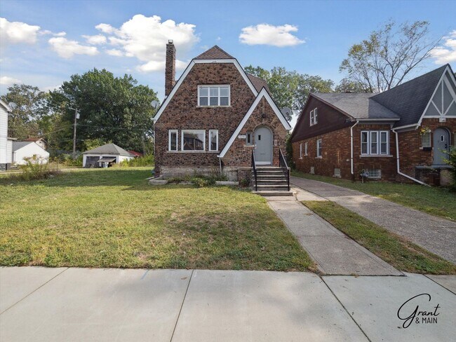Building Photo - 4190/4192 Bedford - FDR Unit 4192 Bedford, Upper - V 2/13/24 (T) Rental