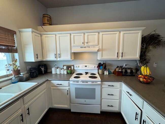 Photo - Mountain Views- La Pine