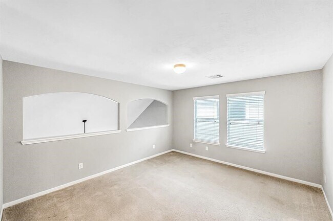 Photo - 6430 Wilshire Fern