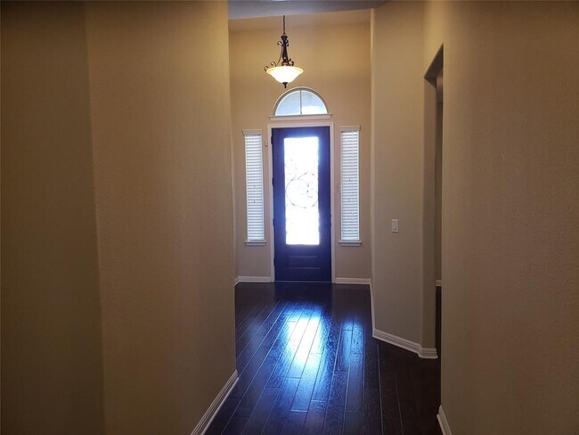 Photo - 18509 Bassano Ave