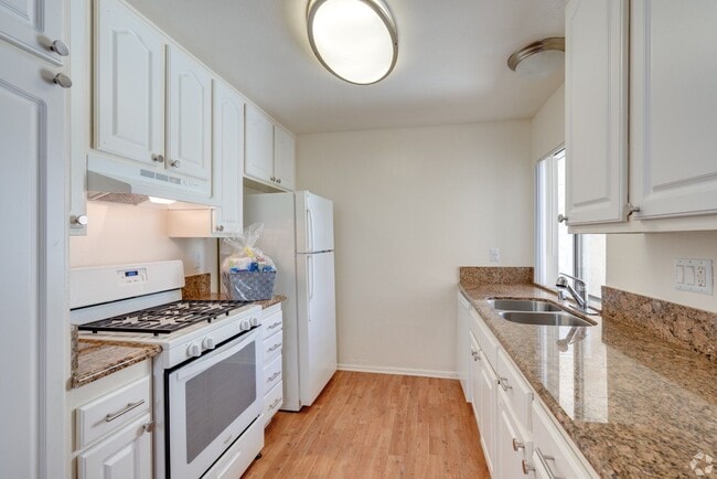 Bradbury Park Apartments