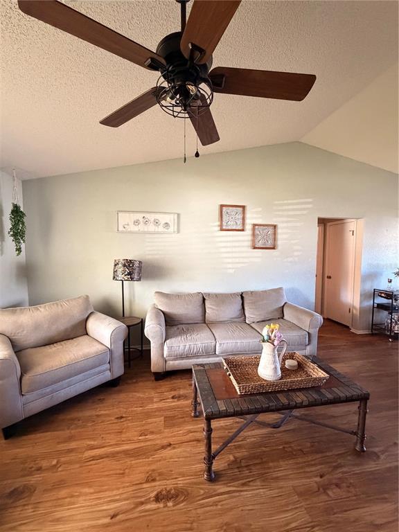 Photo - 7308 Fairwood Ave