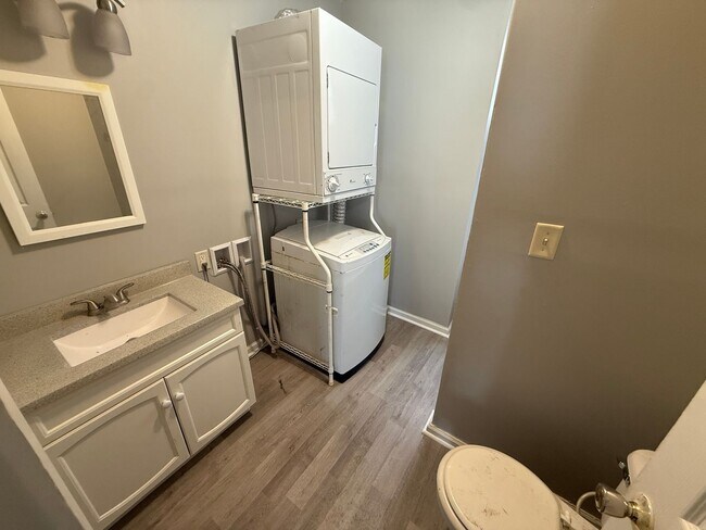 Photo - 1709 W 9th St