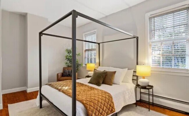 Photo - 1238 Waverly St