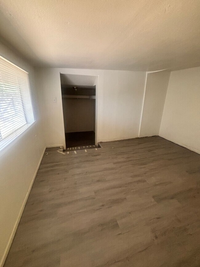 Photo - 906 S Farmer Ave Unit C