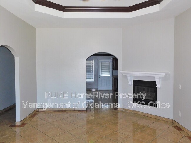 5912 Sanderling Rd