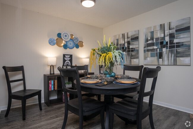 Photo - Halcyon at Cross Creek