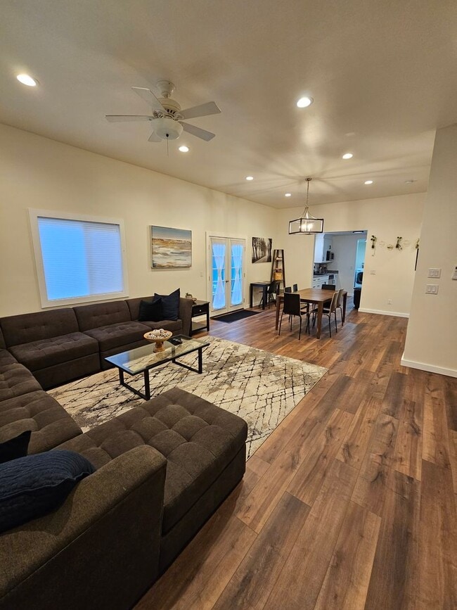 Photo - Furnished  3 bedroom in Mount Vernon for S...