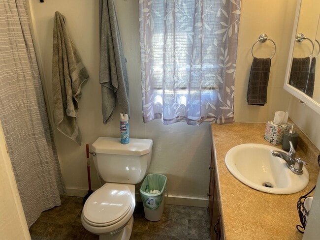 Photo - 336 N Washington St Unidad 336 N Washington St.