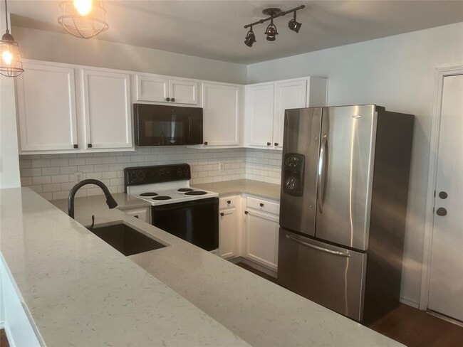 Photo - 8511 Davis Oaks Trail