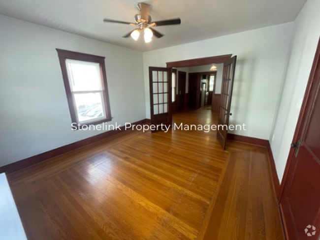 Building Photo - *67 Chaplin Street Unit 1 Rental