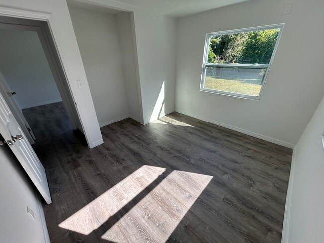 Photo - Charming & Completely Remodeled 3-Bedroom ...