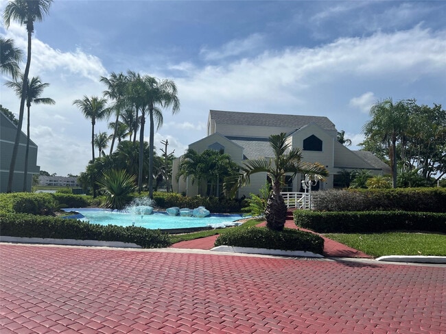 Photo - 3405 NW 44th St Unit 105