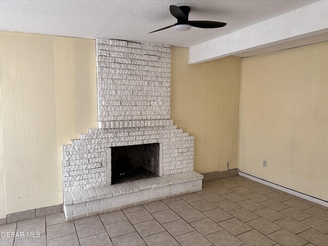 Photo - 5520 Salem Dr