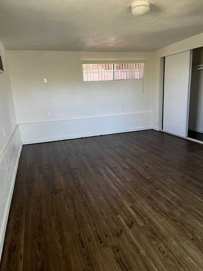 Photo - LM -56223 Navajo C Unidad 56223 Navajo Trail #C