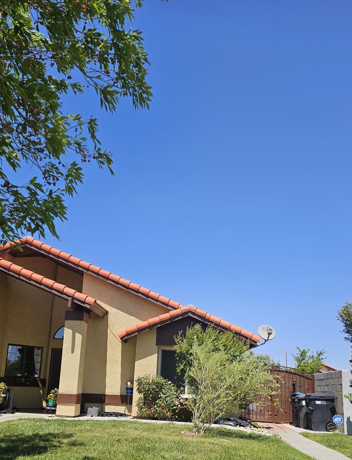 Photo - 3557 Skyway Ct