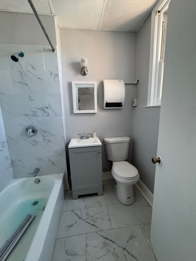 Photo - 628 Wynnewood Rd Unit 3rd Floor