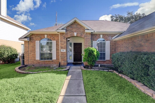 Photo - 17407 Winfield Square
