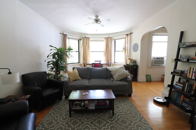 1090 Beacon St Unit 1D