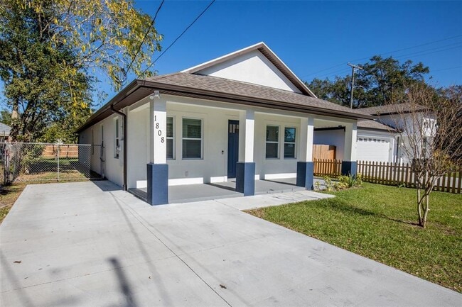 Building Photo - 1808 E Comanche Ave Rental