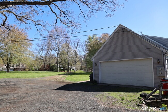 Photo - 1257 Durham Rd