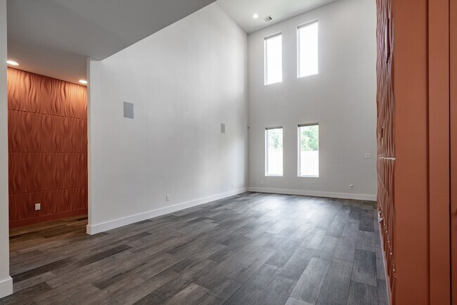 Photo - 2214 Cortijo Pl