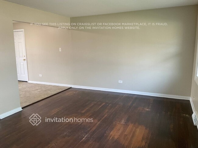 Photo - 5925 W 91st St