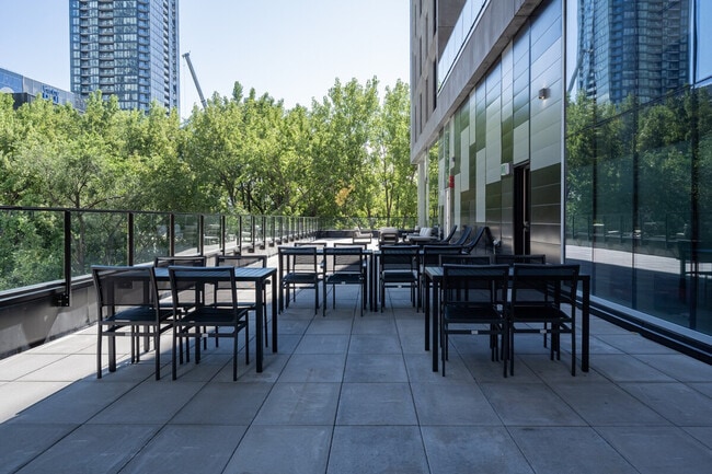 Photo - 1438 Avenue Overdale Unit ID1269270P