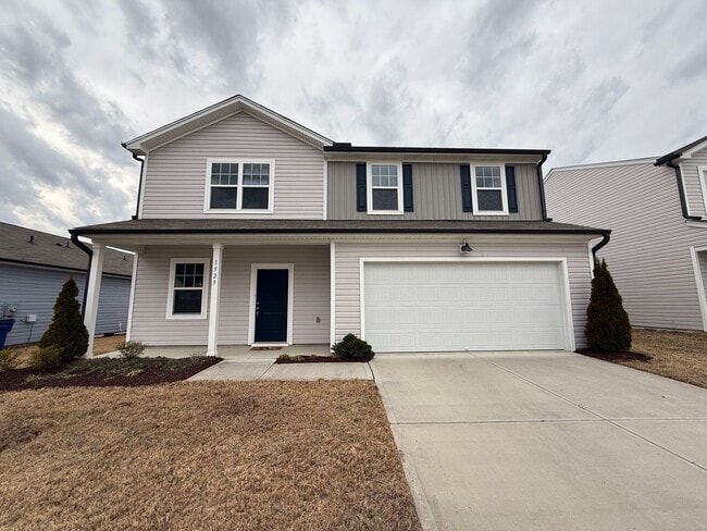 Building Photo - Stunning 3BD, 2.5BA Raleigh Home with a Fenced Yard in an HOA Community with Amenities