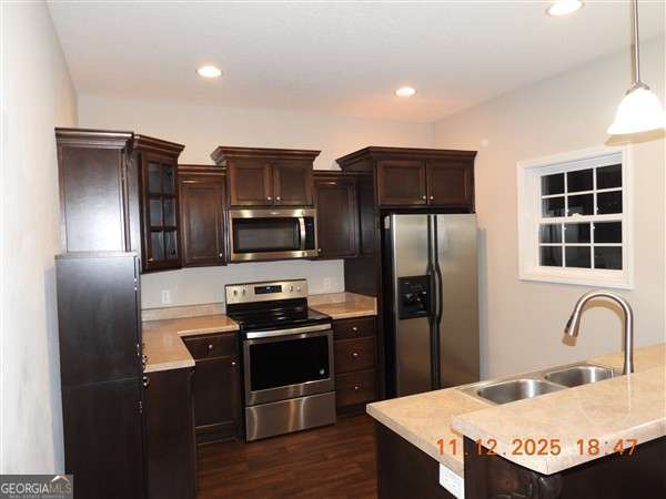 Photo - 221 Case Ln SE Casa