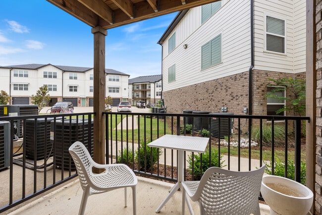 Photo - Brentwood Apartments