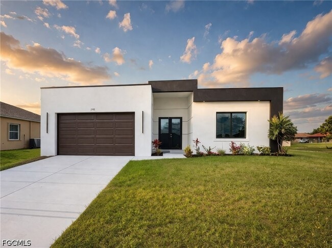 Building Photo - 2102 NW 25th Pl