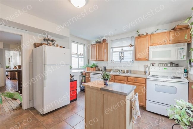 Photo - 612 N 23rd St Unit b