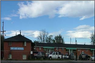 Photo - Grove Garden Apartments
