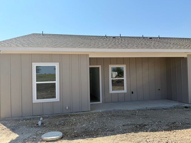 Photo - 382 Private Rd Unit Duplex