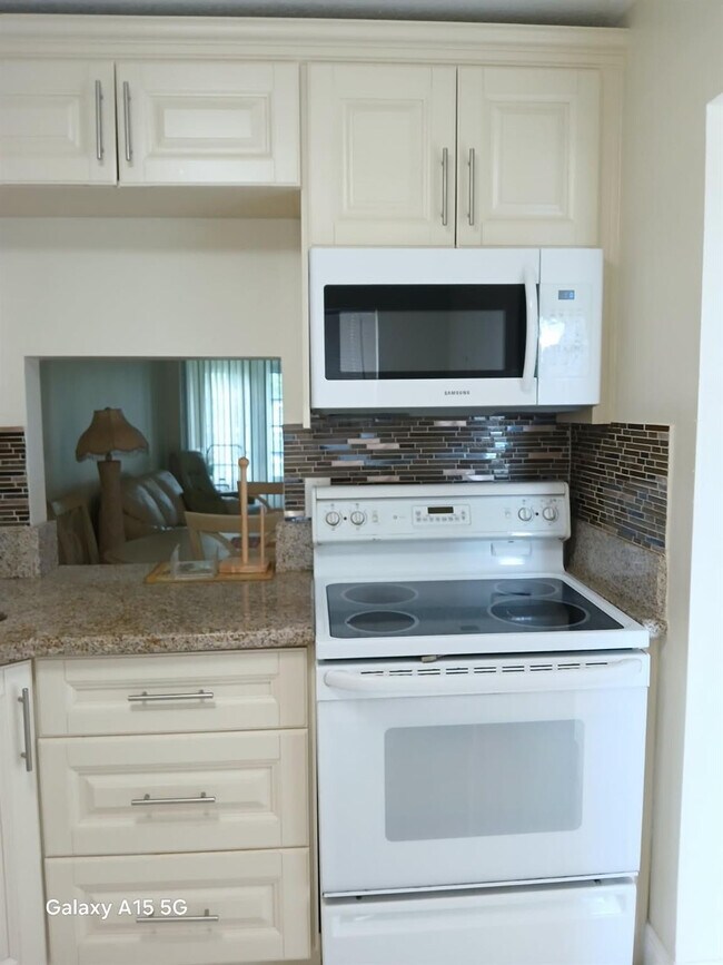 Photo - 6021 NW 61st Ave Unit 209