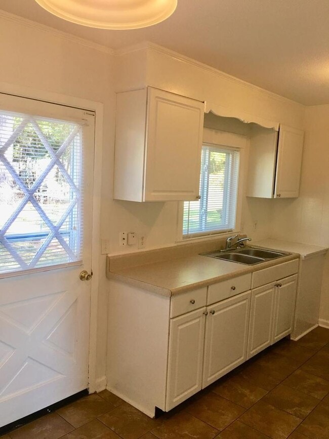 Photo - N Kerr Avenue - Duplex home - Move In Ready!!!
